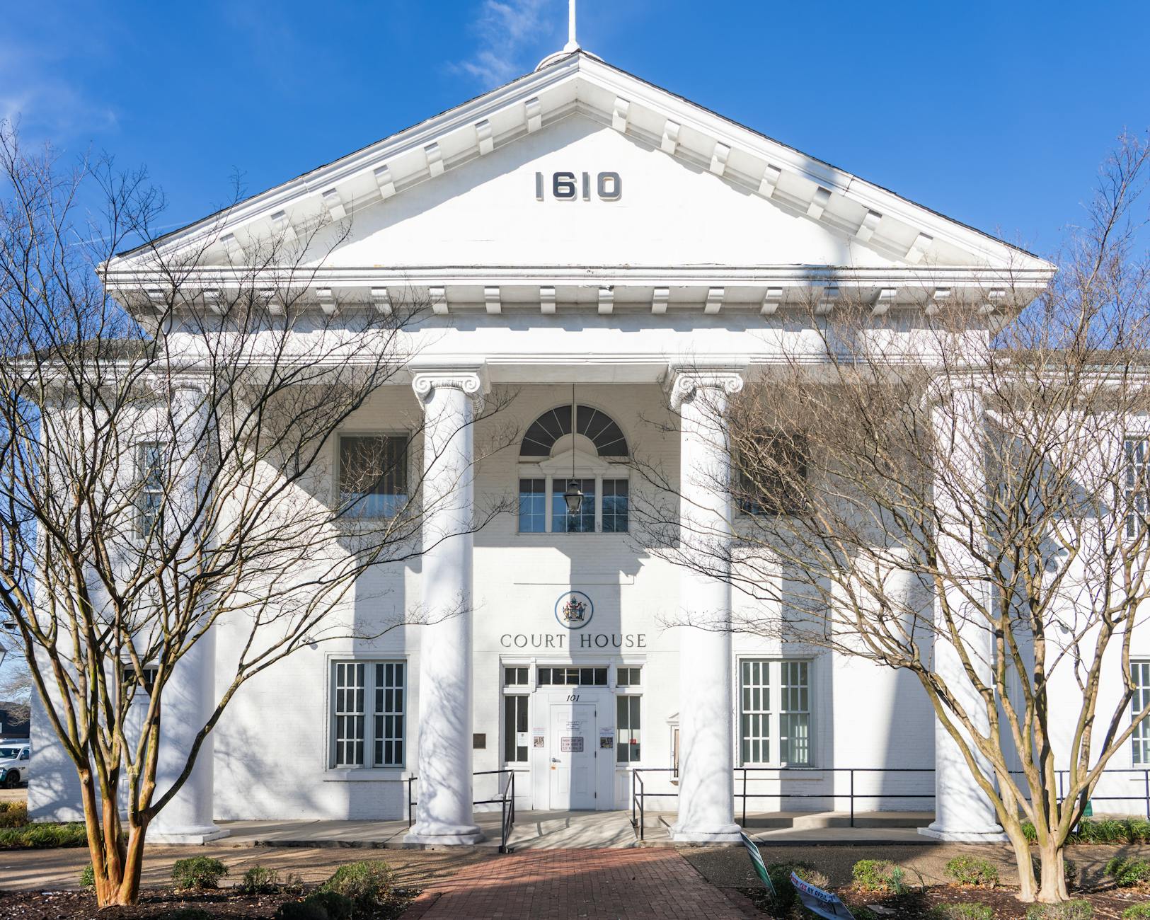 Federal courthouse building exterior with columns and steps